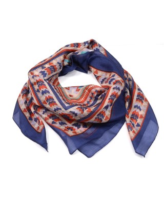 Esarfa patrata, din matase