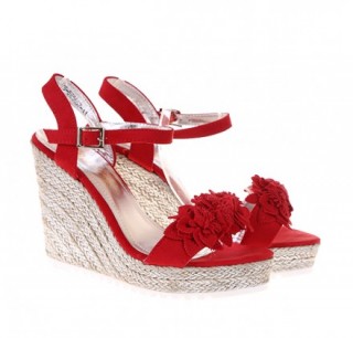 Sandale rosii cu platforma