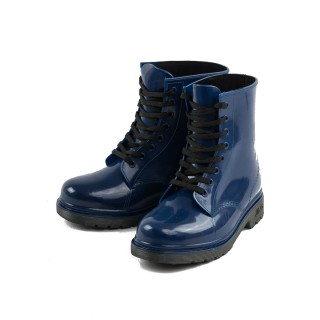 Bocanci albastri din cauciuc