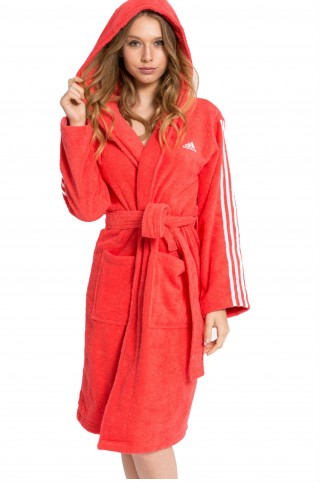 Halat de baie rosu pufos