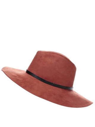 Palarie caramizie cu boruri largi