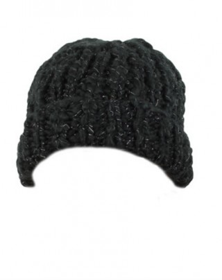 Caciula neagra cu fir argintiu, tricotata