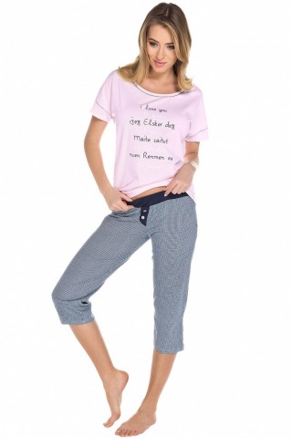 Pijamale cu pantaloni trei sferturi