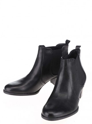 Botine negre din piele Tamaris
