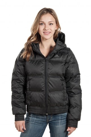 Geaca bomber de iarna de la Adidas
