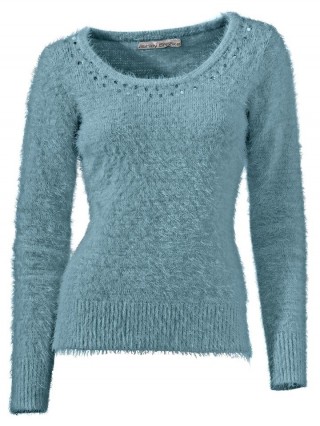 Pulover albastru deschis din material pufos