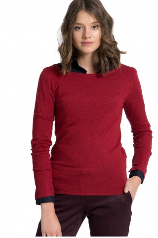 Pulover rosu din tricot ornamentat