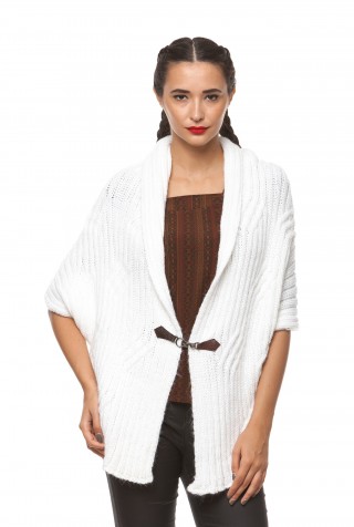 Cardigan larg din tricot alb