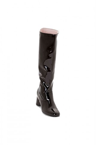 Cizme negre din piele lacuita