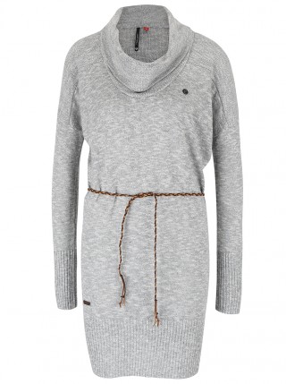 Pulover lung prevazut cu o curea impletita