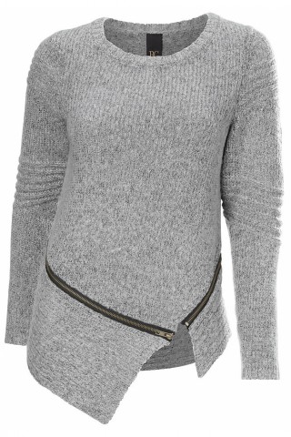 Pulover asimetric din tricot moale