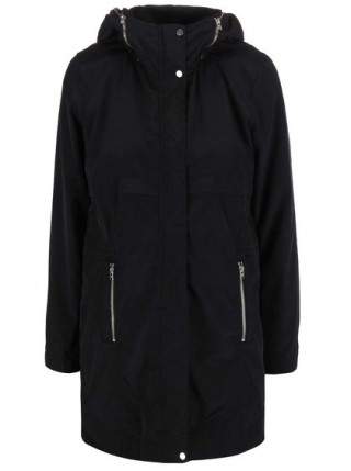 Geaca neagra de iarna neagra, lunga