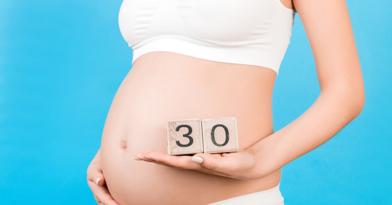 Săptămâna 30 de sarcină: dezvoltarea intrauterină a bebelușului și simptomele mamei