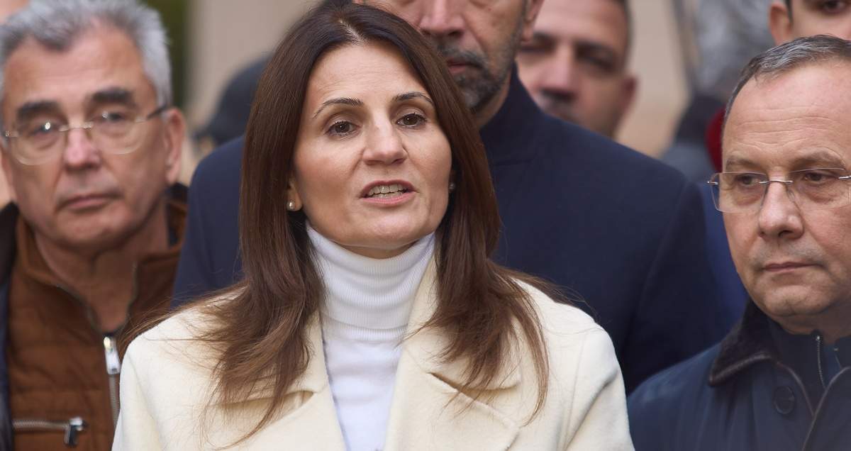 Sondaj AtlasIntel pentru alegerile la Primăria Capitalei: Anca Alexandrescu și Daniel Băluță, umăr la umăr