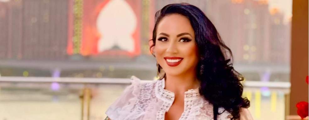 La doar 18 ani, fata cea mare a Rocsanei Marcu câștigă 10.000 de euro pe lună! Cu ce se ocupă tânăra în Dubai