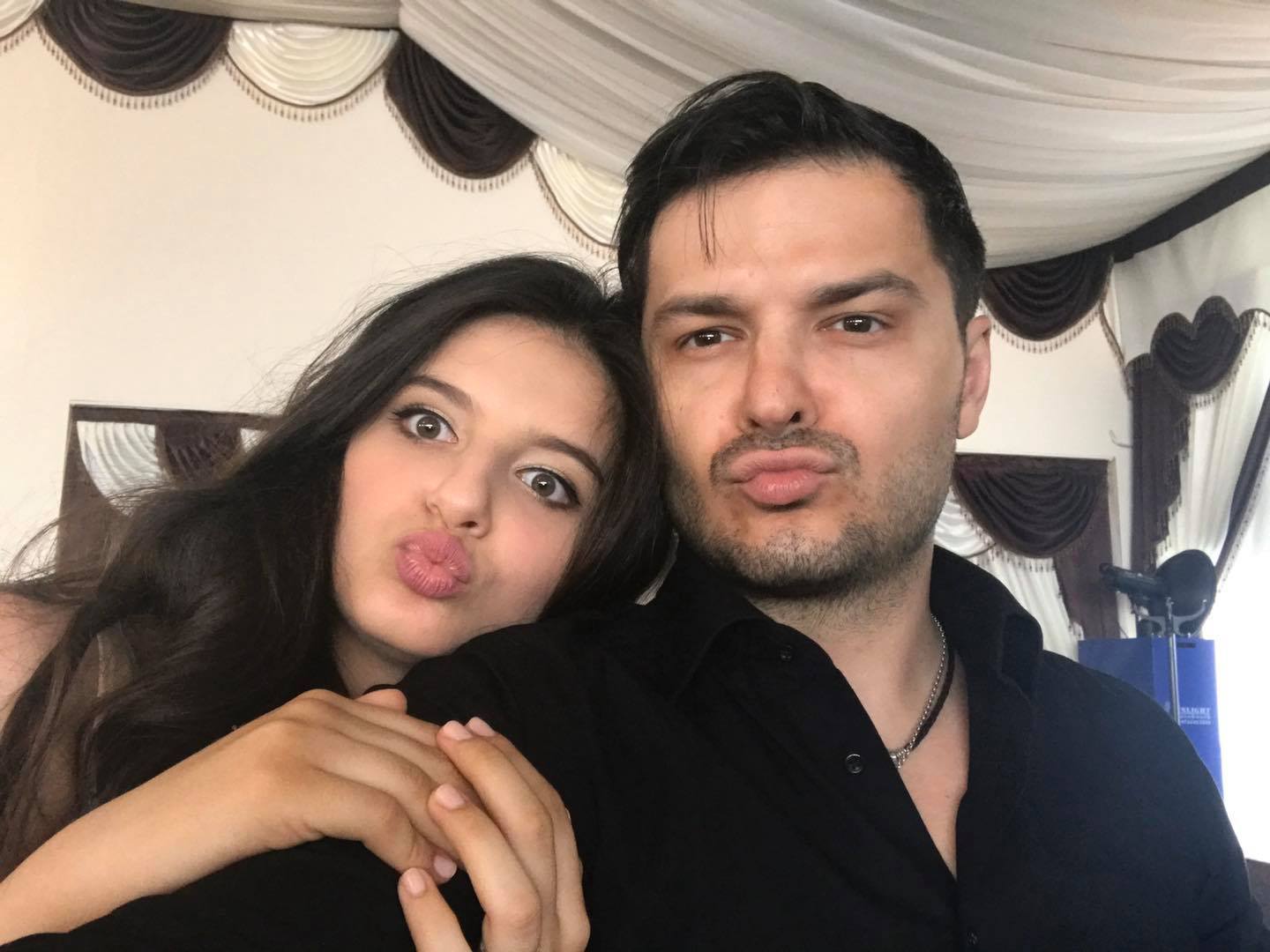 Fiica lui Liviu Vârciu a lăsat confortul de acasă pentru o viață în America. Carmina muncește peste ocean și răspunde criticilor