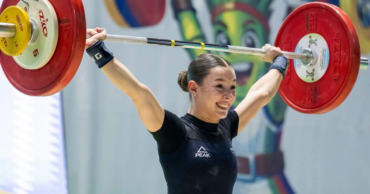 România pe podium la Mondialele: Două fete din lotul de haltere au făcut spectacol total în arenă