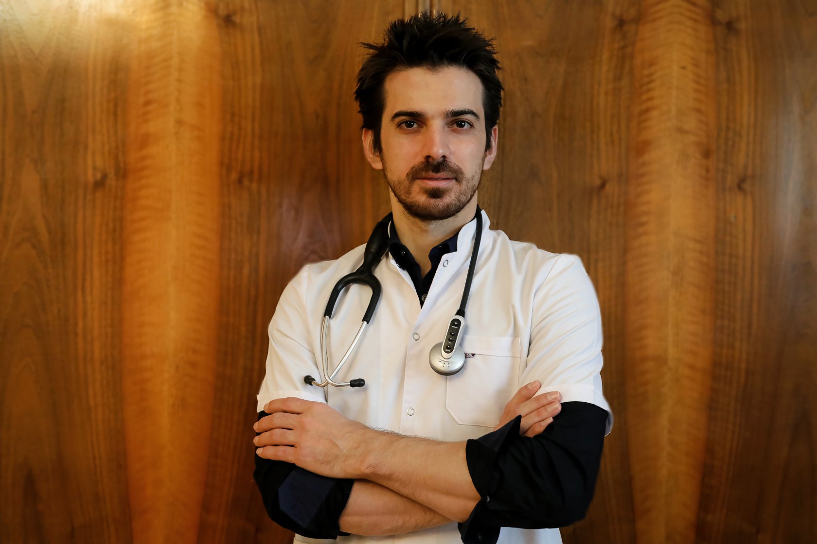 Tuncay Öztürk, în mijlocul unui conflict cu mama fiicei sale. Disputa a ajuns în instanță