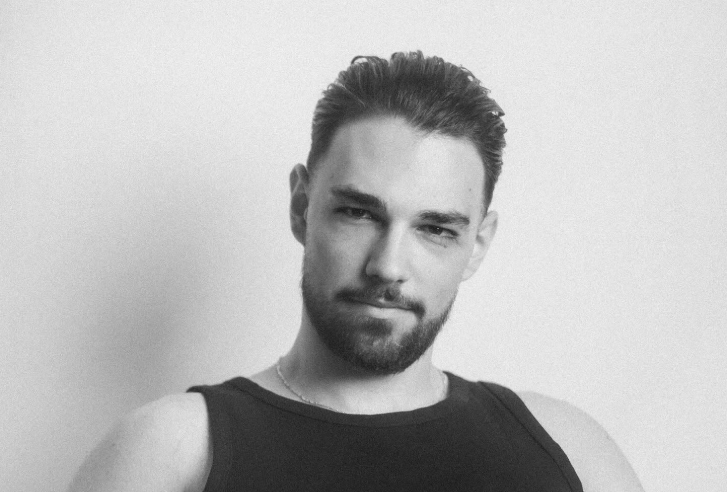 Andrew Barabancea, dezvăluiri despre infarctul suferit la doar 24 de ani. Artistul recunoaște că stresul l-a afectat enorm