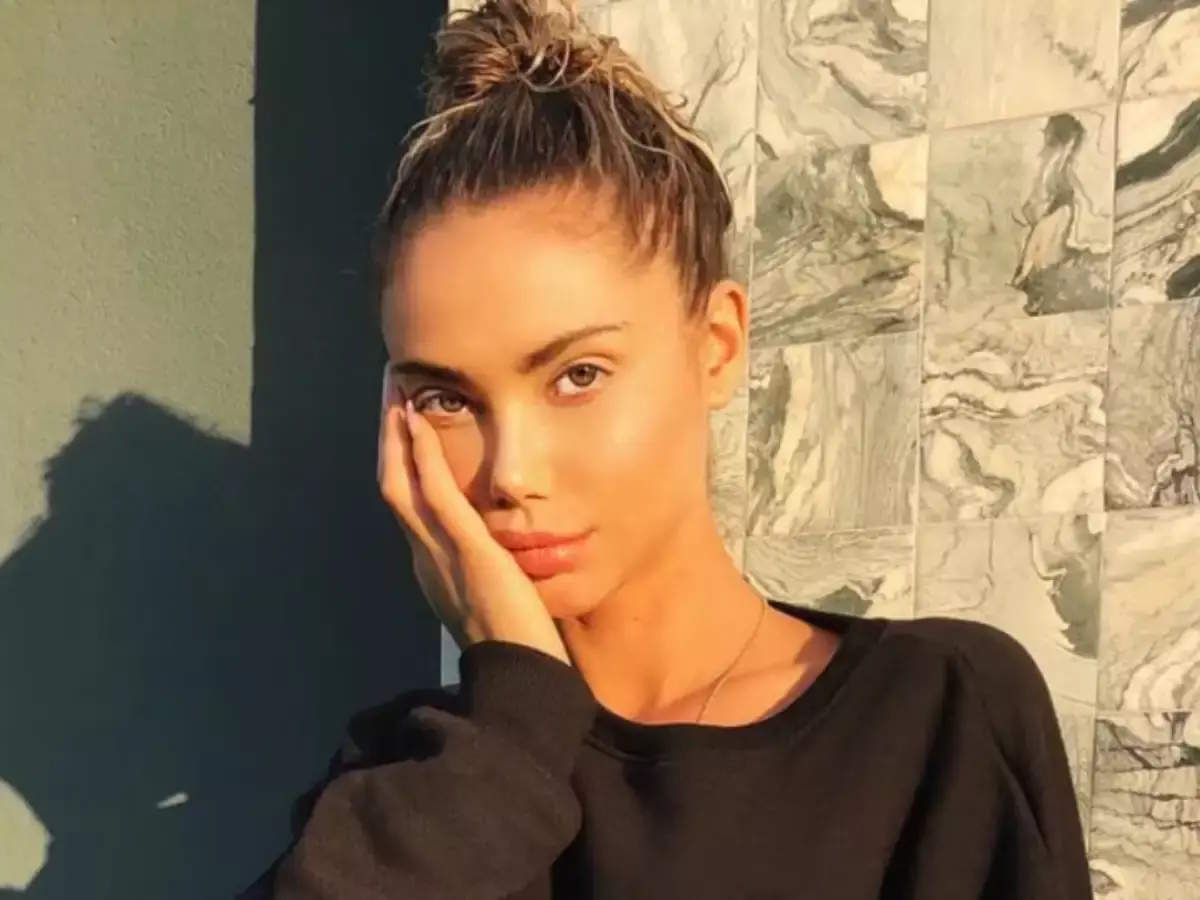 Sahara Ray, fosta iubită a lui Justin Bieber, a murit la 34 de ani. Modelul devenise mamă cu doar nouă luni înainte de tragedie
